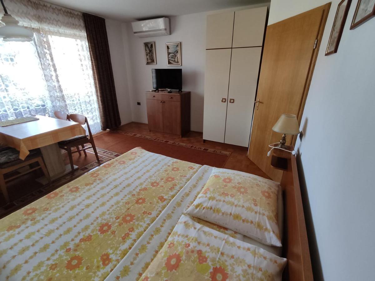 Apartments Samec 이졸라 외부 사진
