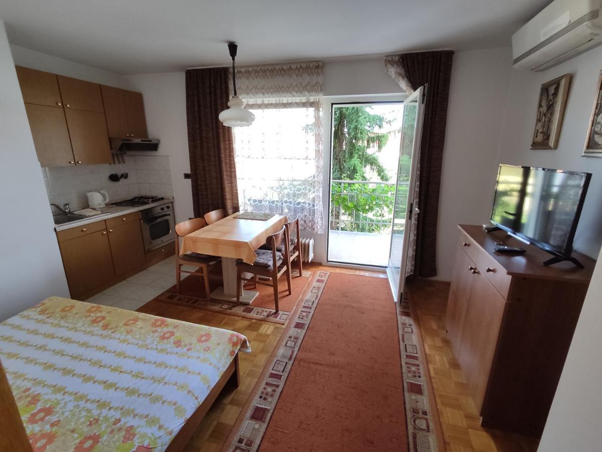 Apartments Samec 이졸라 외부 사진