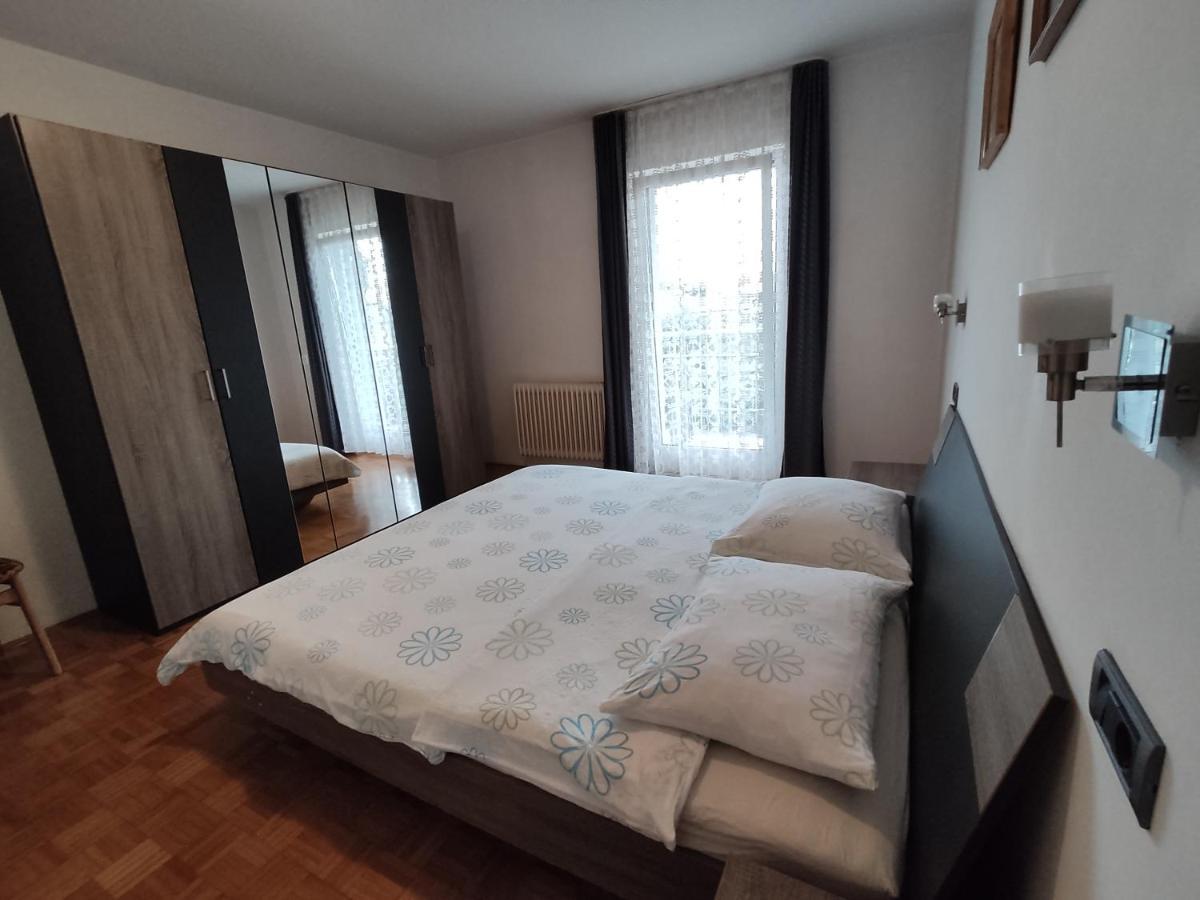 Apartments Samec 이졸라 외부 사진