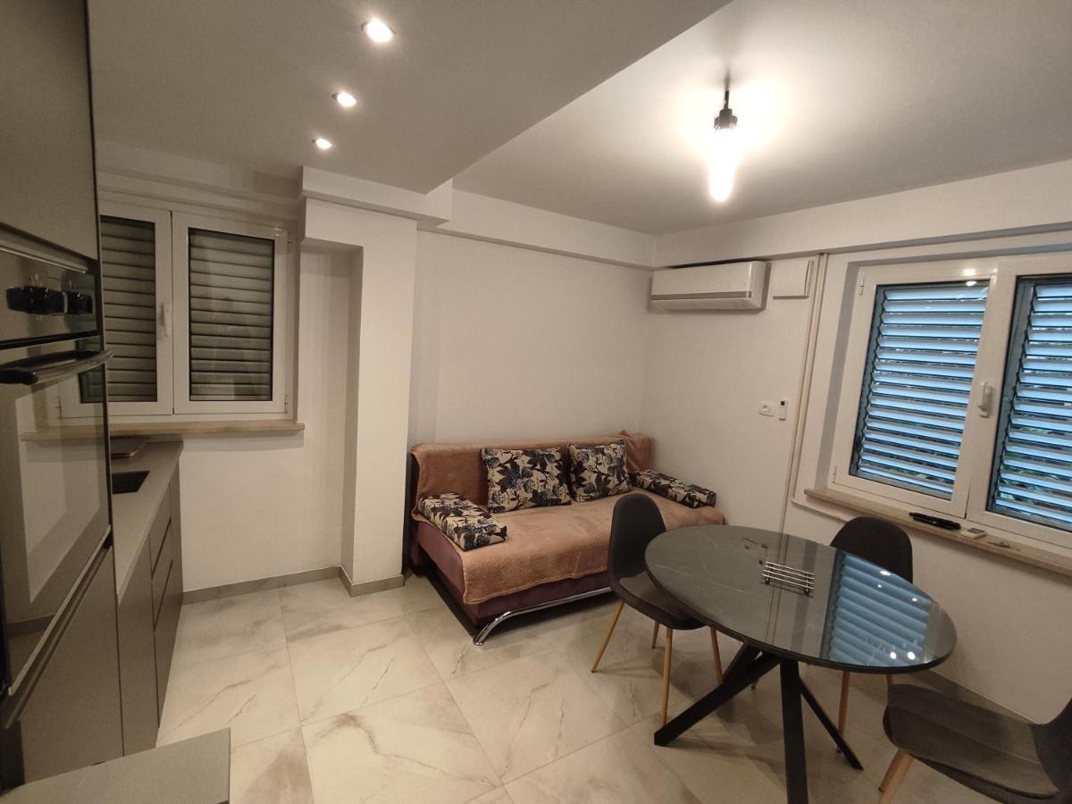Apartments Samec 이졸라 외부 사진