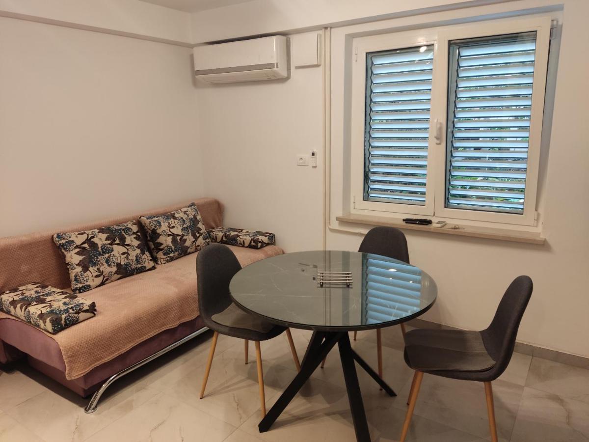 Apartments Samec 이졸라 외부 사진